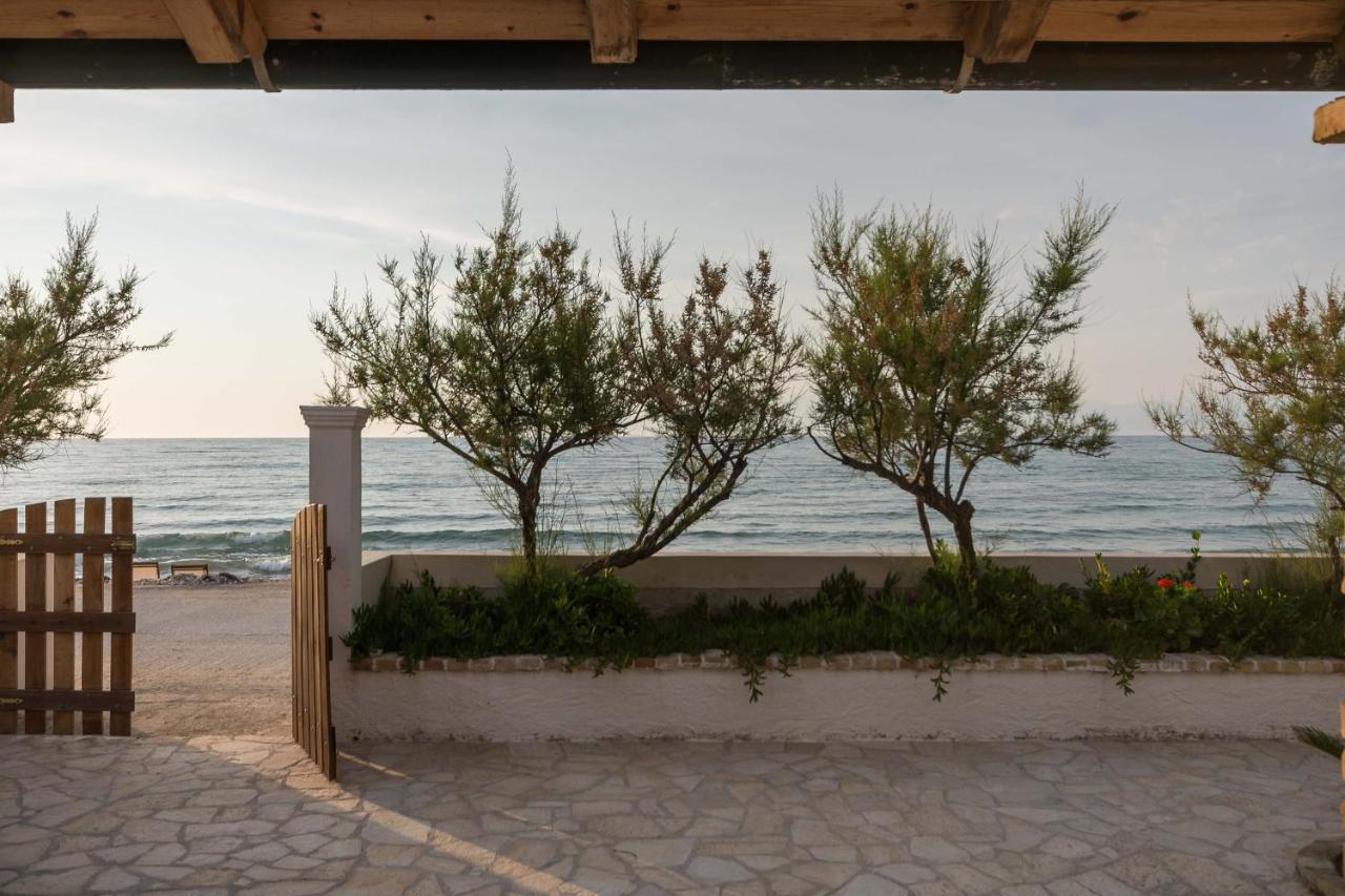 Tamaris Beach House Acharavi  Exteriér fotografie